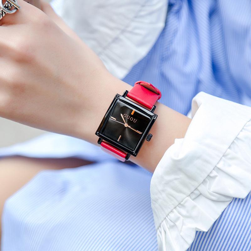 Retro Simple Waterproof Fashion Women's Watch - Aaryan Malik اريان مالك