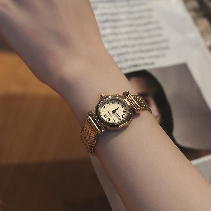 Octagonal Retro Mid-ancient Steel Watch Women - Aaryan Malik اريان مالك