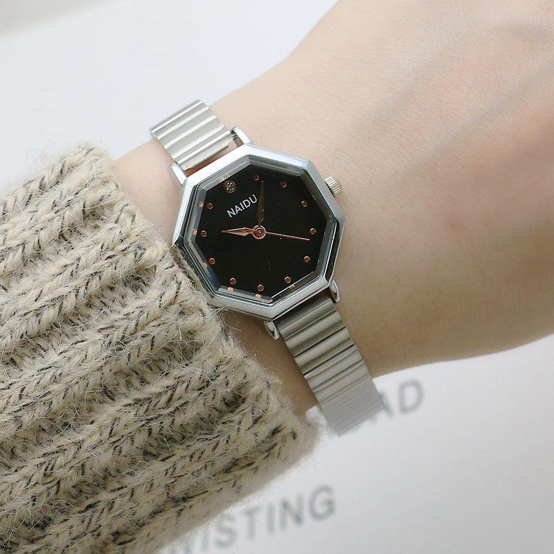 Shaped Woven Mesh Belt Women's Watch - Aaryan Malik اريان مالك