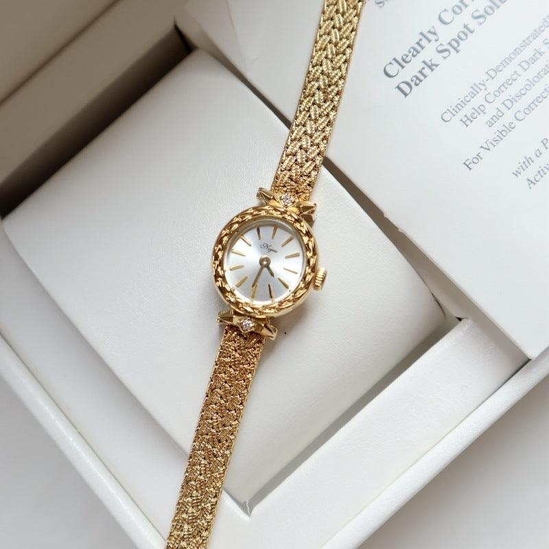 Simple Retro Special Interest Light Luxury Small Gold Women's Watch - Aaryan Malik اريان مالك