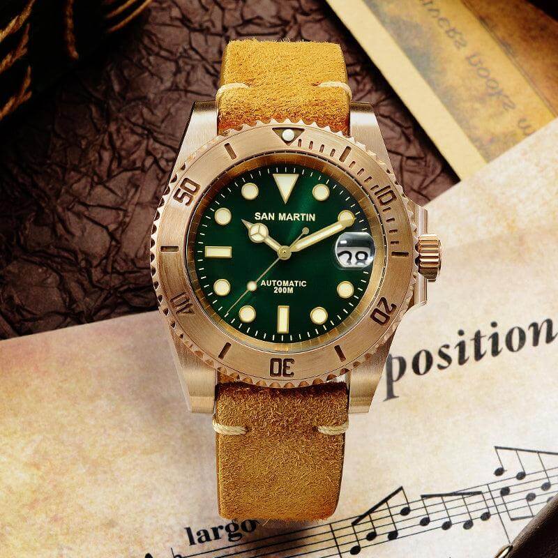 The Retro Premium Watch Mens - Aaryan Malik اريان مالك