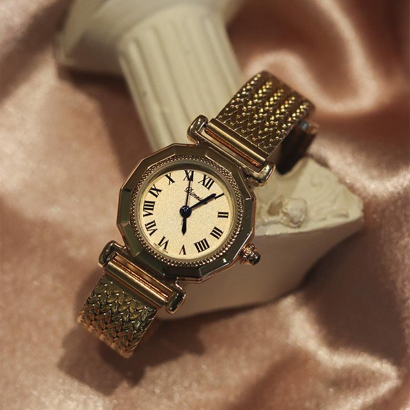 Octagonal Retro Mid-ancient Steel Watch Women - Aaryan Malik اريان مالك