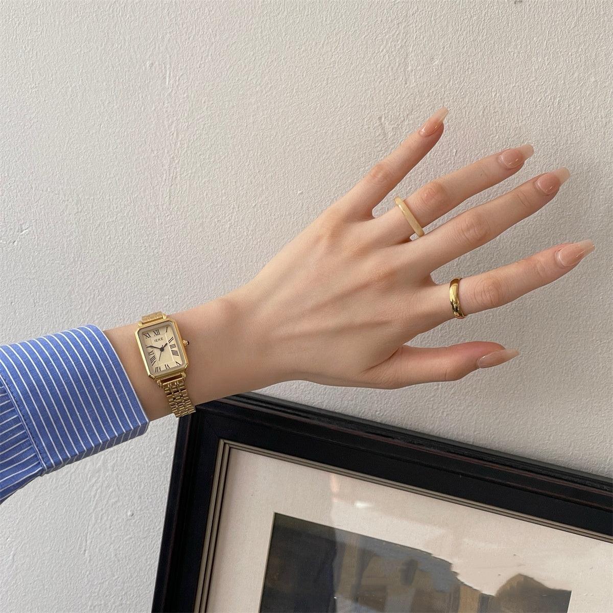 Steel Belt Retro Small Dial Simple Women Quartz Watch - Aaryan Malik اريان مالك