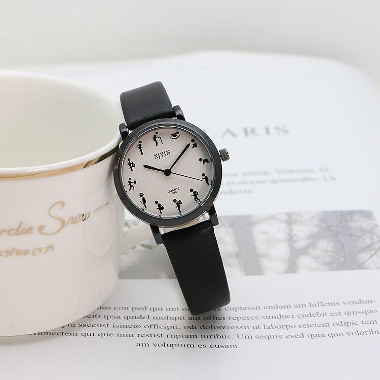Mori Personality Scale Quartz Watch Fashion Small Kit Men And Women - Aaryan Malik اريان مالك
