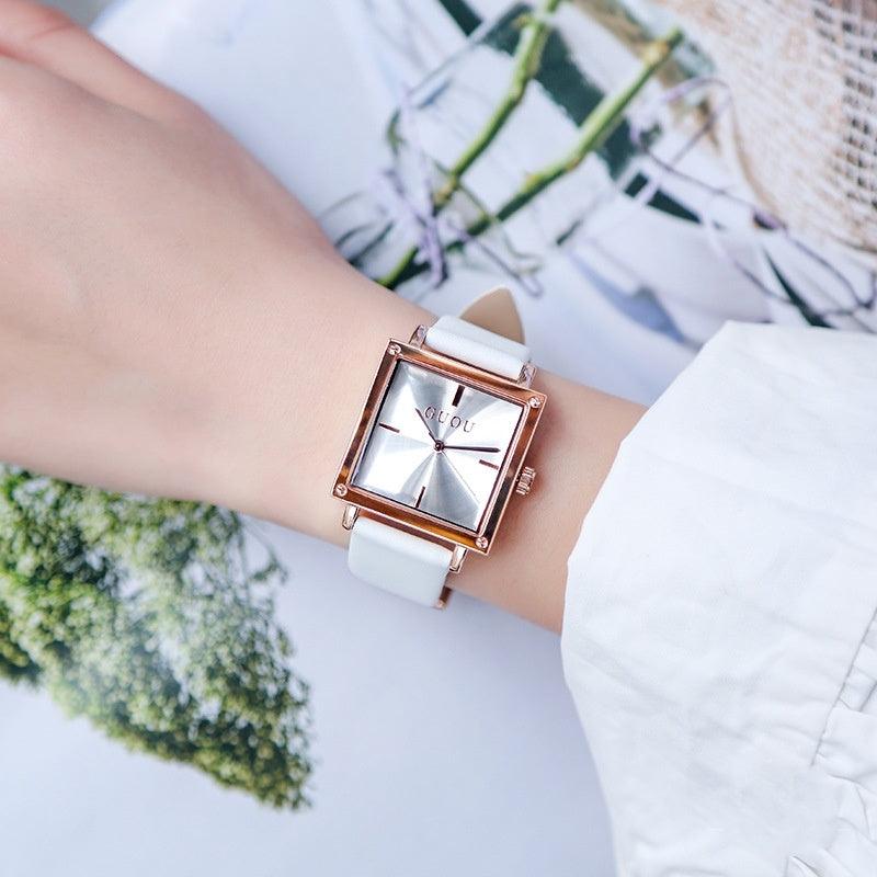 Retro Simple Waterproof Fashion Women's Watch - Aaryan Malik اريان مالك