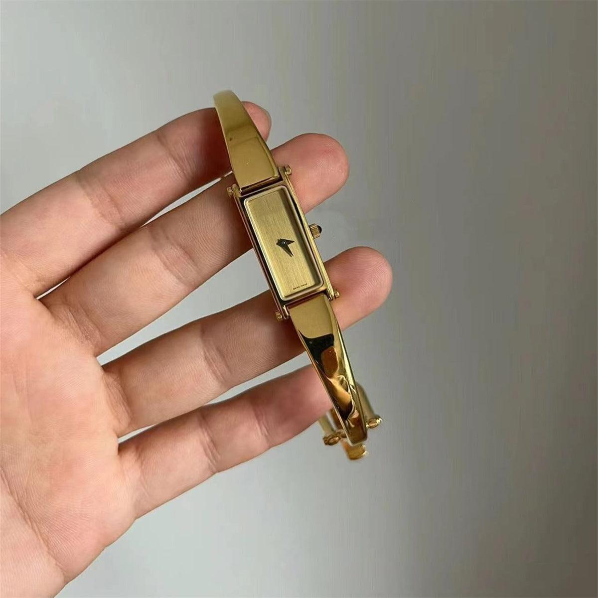 Women's High-looking Bracelet Art Watch - Aaryan Malik اريان مالك