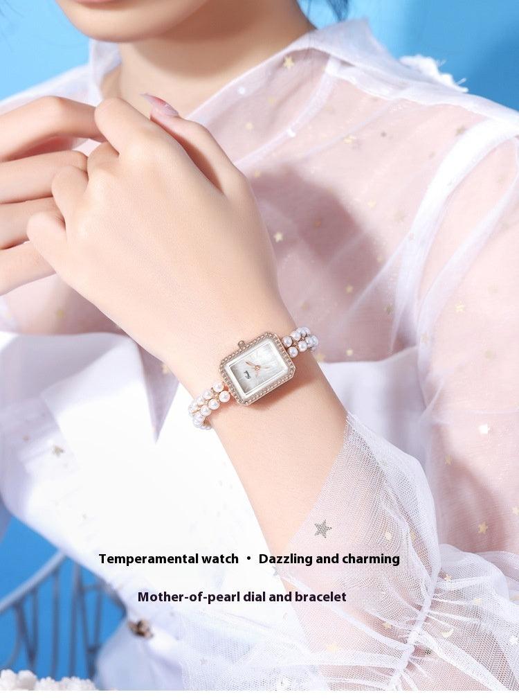 Shell Pearls Women's Creative Quartz Watch - Aaryan Malik اريان مالك