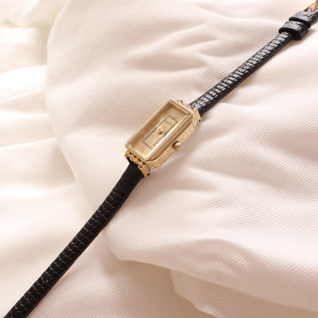 Carved Retro Fashion And Personalized Square Head Watch - Aaryan Malik اريان مالك