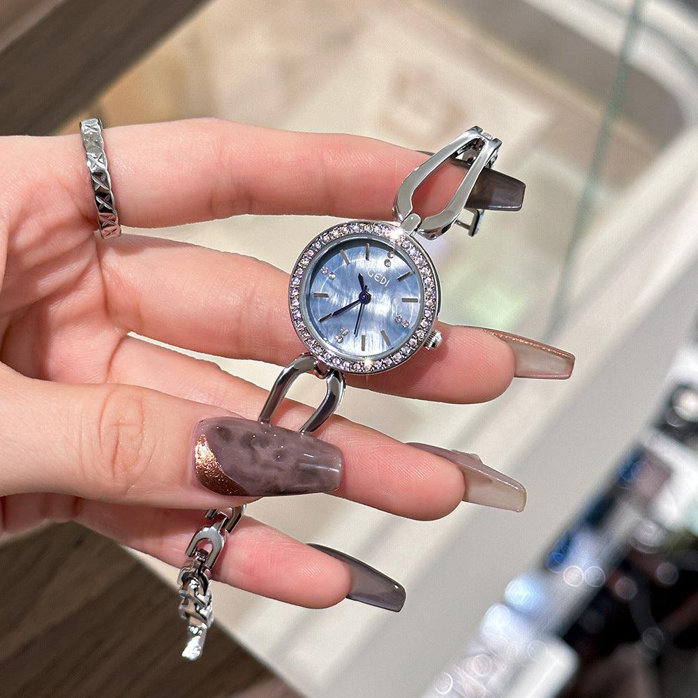 Women's Simple Quartz Casual Watch - Aaryan Malik اريان مالك