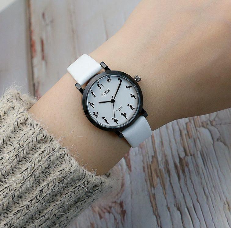 Mori Personality Scale Quartz Watch Fashion Small Kit Men And Women - Aaryan Malik اريان مالك