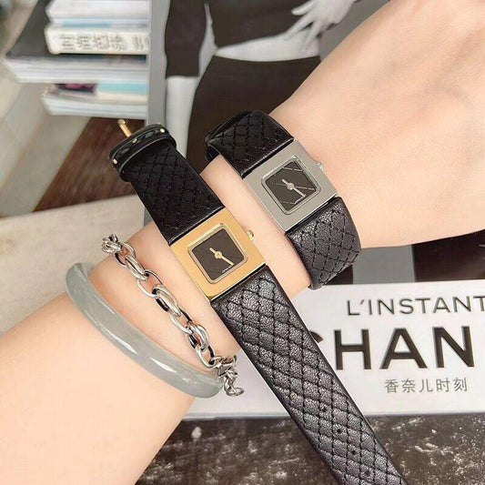 Square Retro Design Fashion Women's Leather Watch - Aaryan Malik اريان مالك
