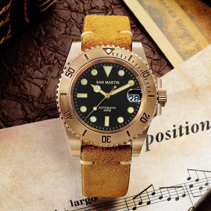 The Retro Premium Watch Mens - Aaryan Malik اريان مالك