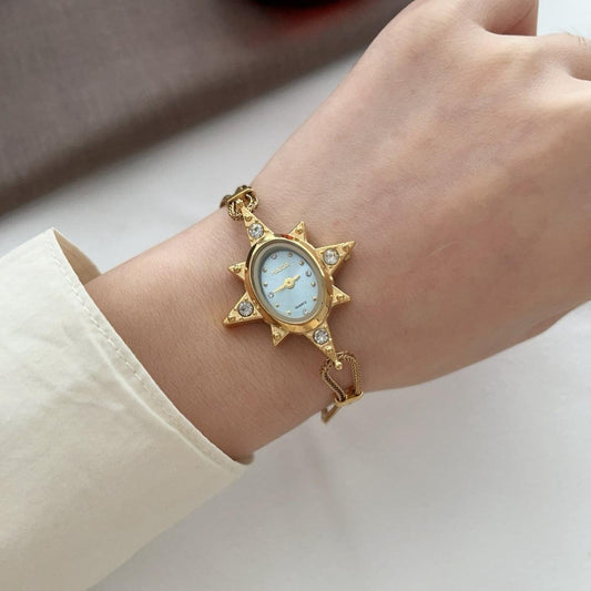 Octagonal Star Retro Art Watch - Aaryan Malik اريان مالك