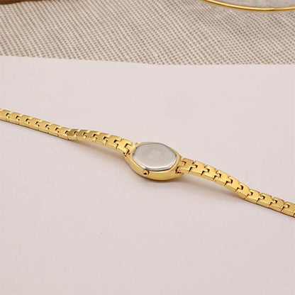 Women's Fashion Alluvial Gold Vintage Pineapple Pattern Watch - Aaryan Malik اريان مالك
