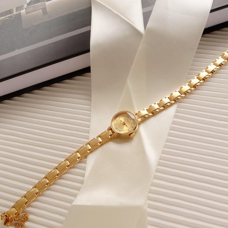 Retro Net Thin Chain Exquisite Quartz Watch - Aaryan Malik اريان مالك